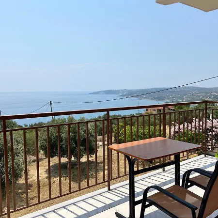 Apartahotel Aristomenis