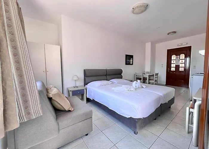 Aristomenis Hotel apartamentowy 4*