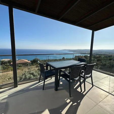 Lägenhetshotell Aristomenis 4*