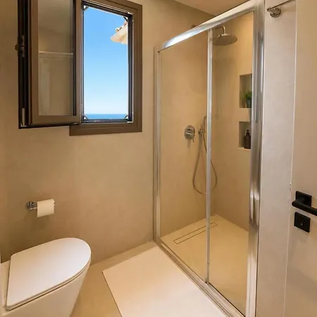 Aparthotel Aristomenis