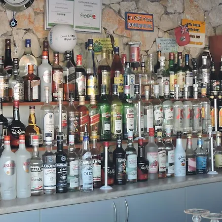 Lägenhetshotell Aristomenis 4*